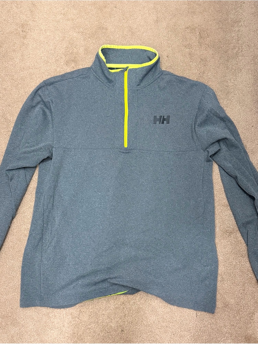 Helly Hansen Daeg Half-Zip Pullover Base Layer / Mid Layer.